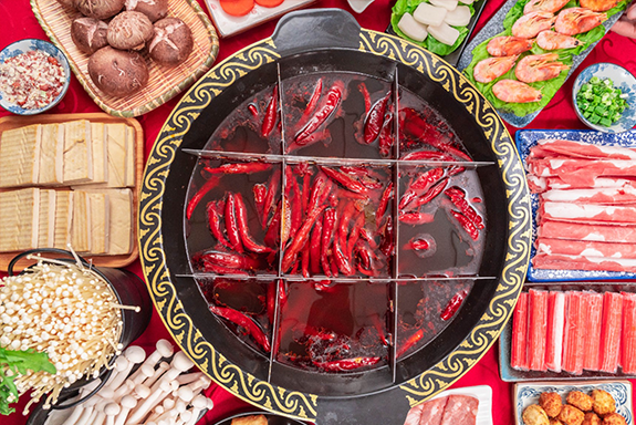 金宮，金宮雞精，金宮味精，金宮火鍋底料，金宮香腸臘肉調(diào)料，金宮小龍蝦調(diào)料，金宮魚(yú)調(diào)料，金宮調(diào)料定制，金宮調(diào)味品定制