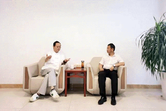 金宮，金宮雞精，金宮味精，金宮火鍋底料，金宮香腸臘肉調(diào)料，金宮小龍蝦調(diào)料，金宮魚(yú)調(diào)料，金宮調(diào)料定制，金宮調(diào)味品定制